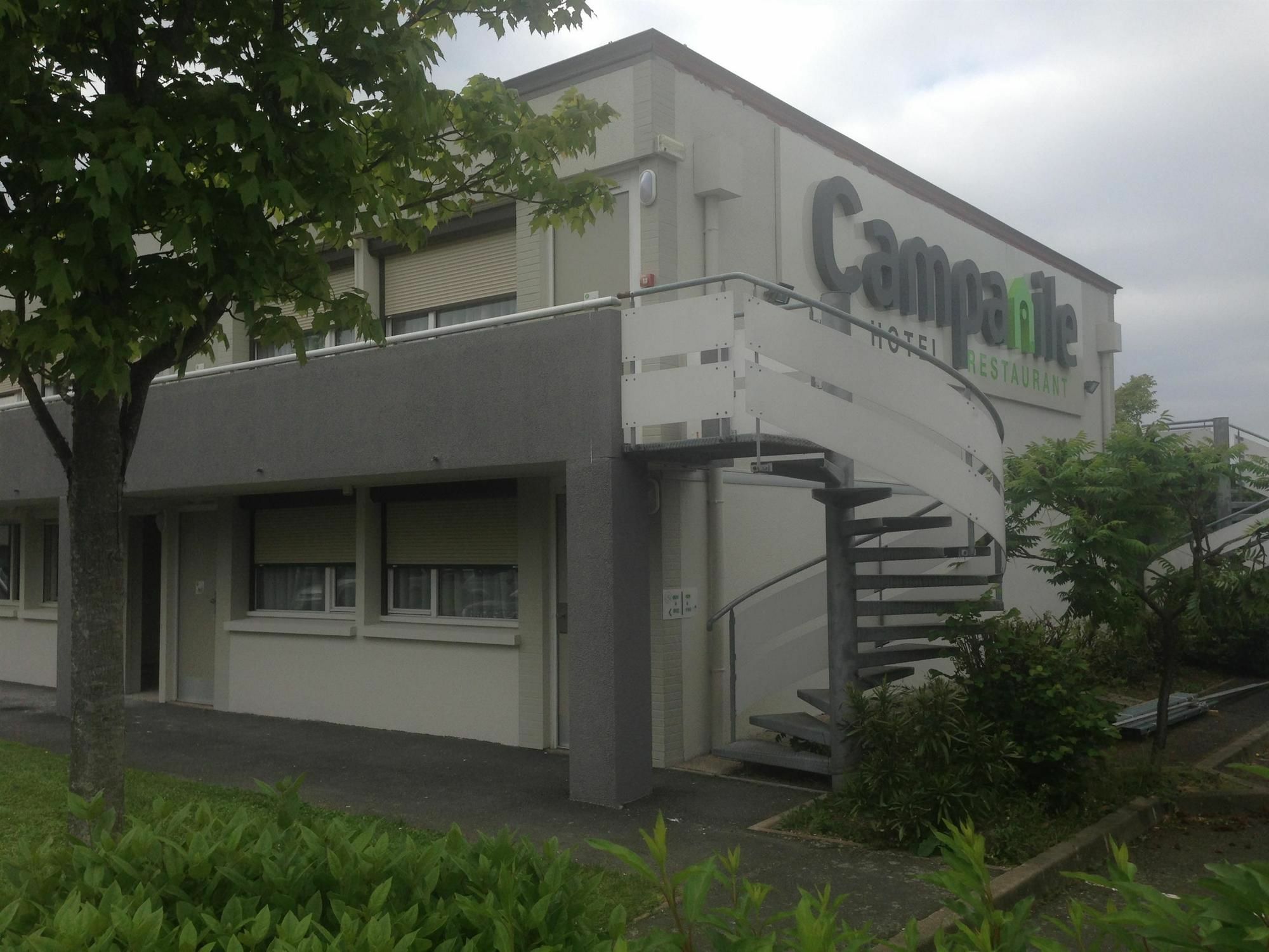 南特圣 - 塞巴斯蒂安 - 卢瓦尔河畔钟楼酒店 圣塞巴斯蒂安苏尔 外观 照片